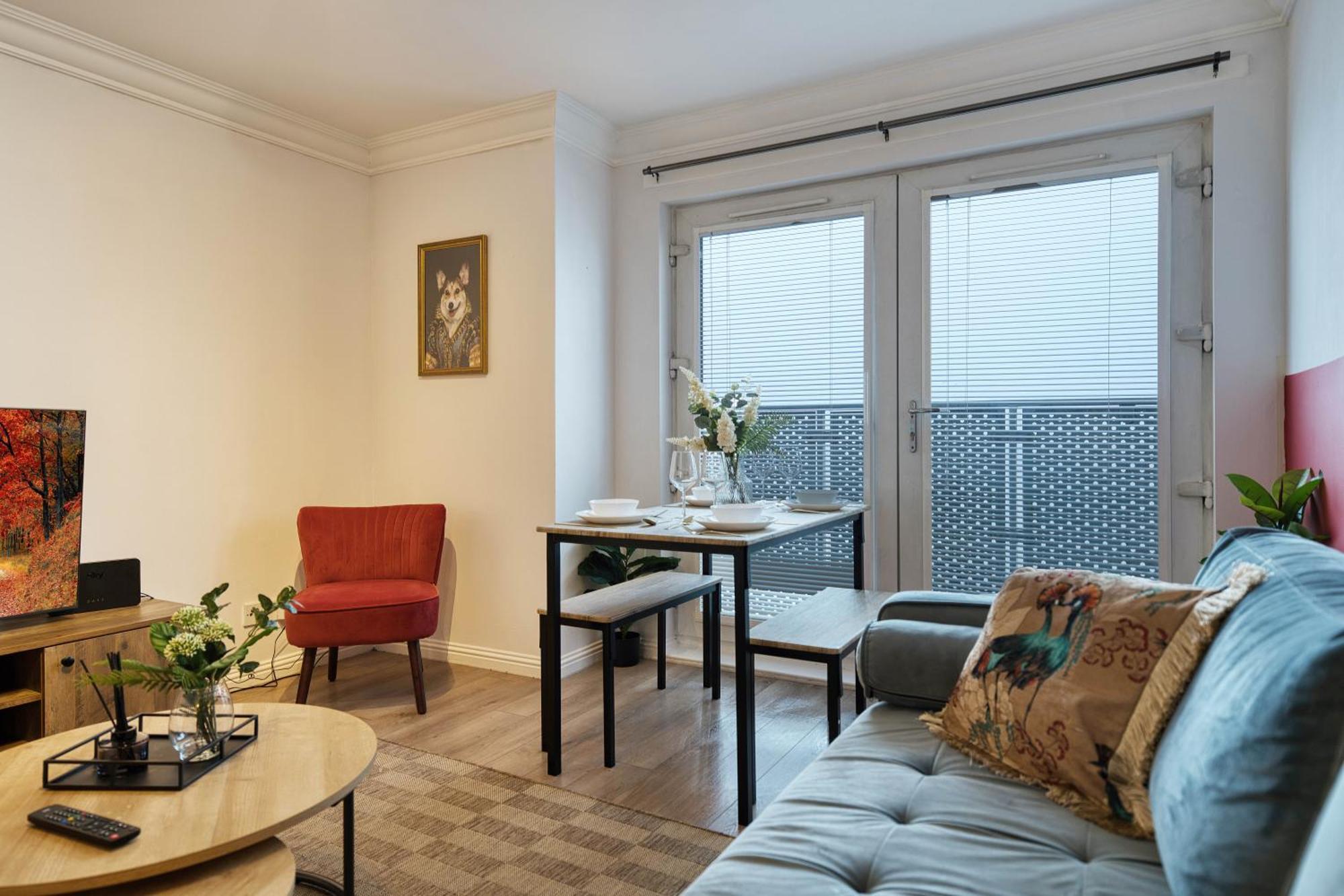 Modern 2 Bed Flat With Free Parking Apartment กลาสโกว์ ภายนอก รูปภาพ